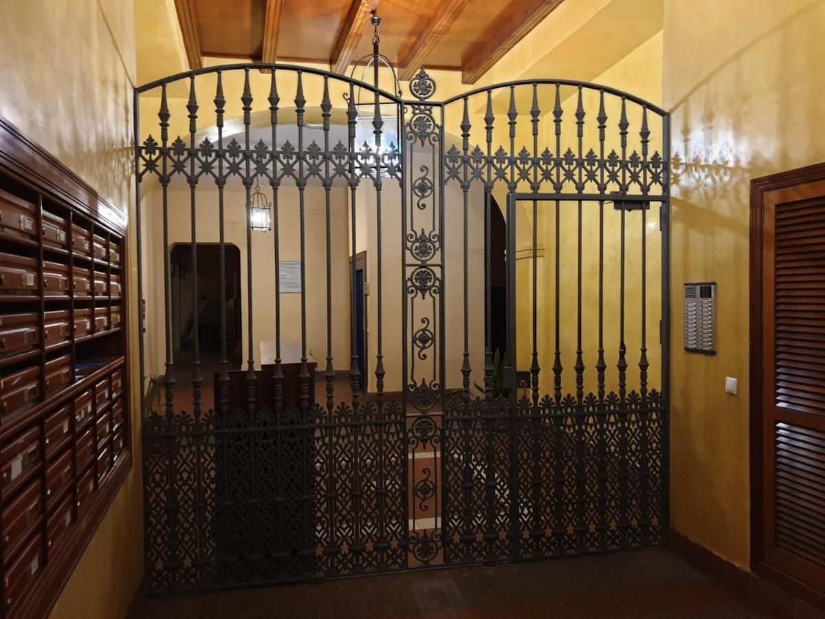 Santa Ana - Palacio Del Infantado Sevilla Dış mekan fotoğraf